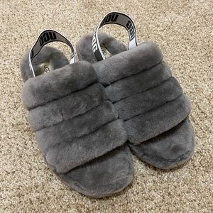 Authentic size 11 UGG Fluff Yeah Slippers Charcoal